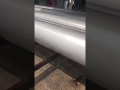 Трубы из нержавеющей стали 304/304L промывают перед доставкой